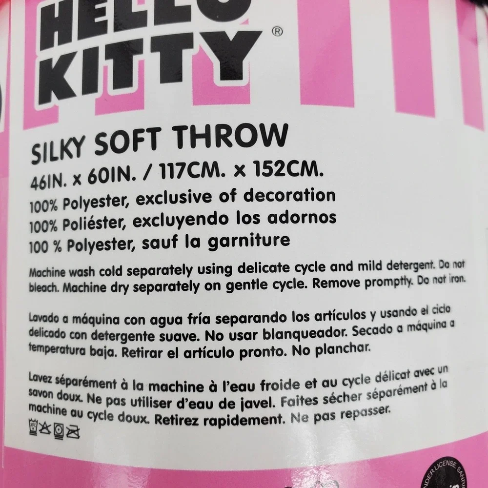 Sanrio Hello Kitty Sweet Bug‎ Silky Soft Throw Blanket Pink 46in x 60in Cozy New